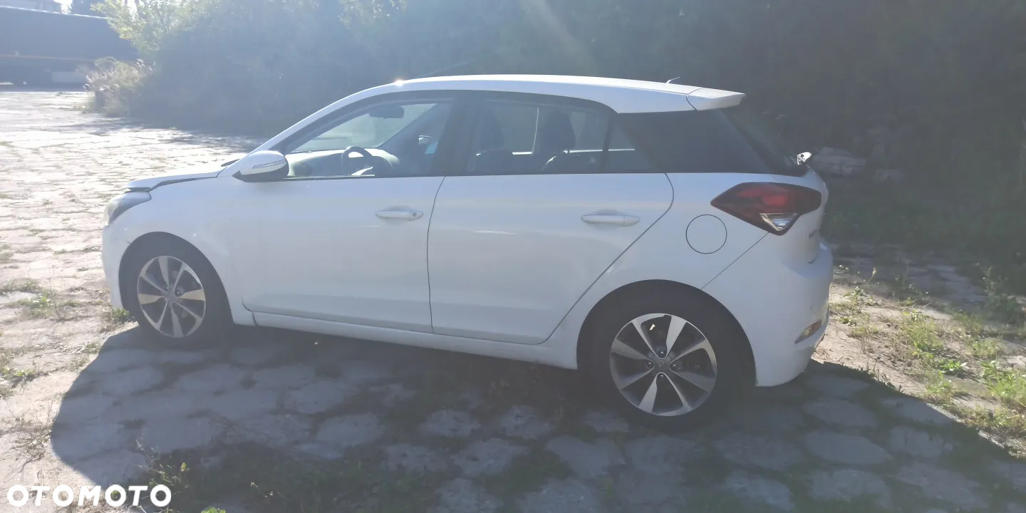 Hyundai i20 1.2 BlueDrive Classic + - 3