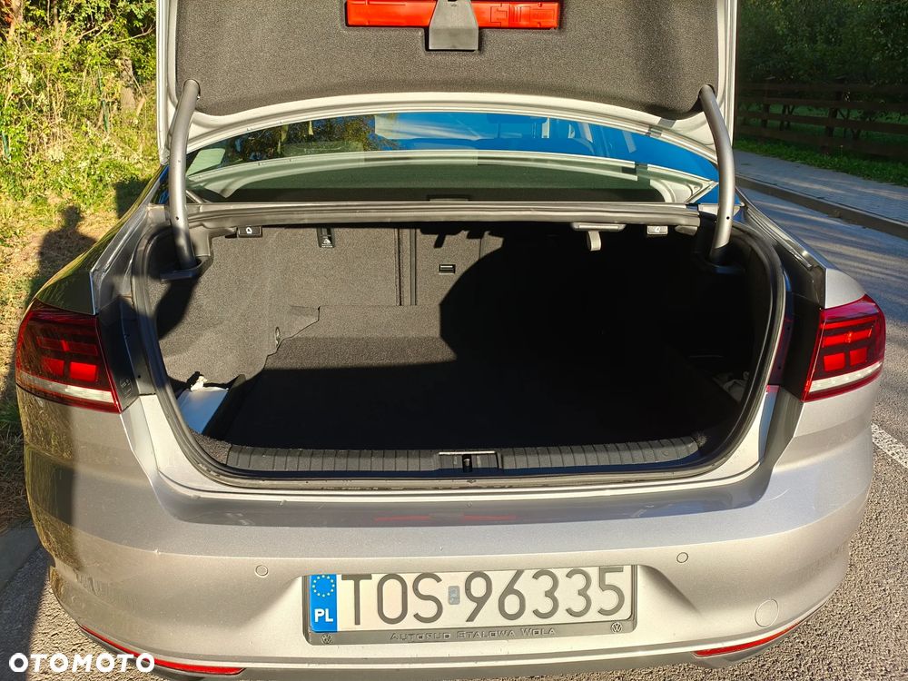 Volkswagen Passat 2.0 TDI EVO Business - 13
