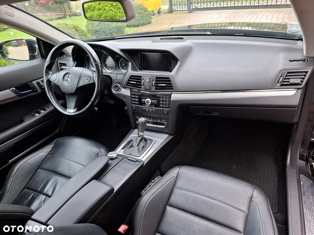 Mercedes-Benz Klasa E - 16