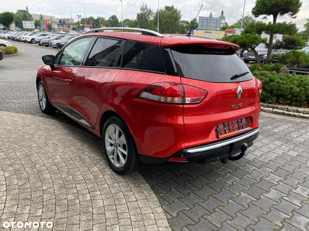 Renault Clio - 5