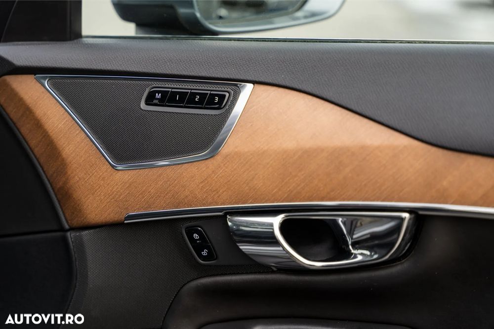 Volvo XC 90 T8 Twin Engine AWD Inscription - 18