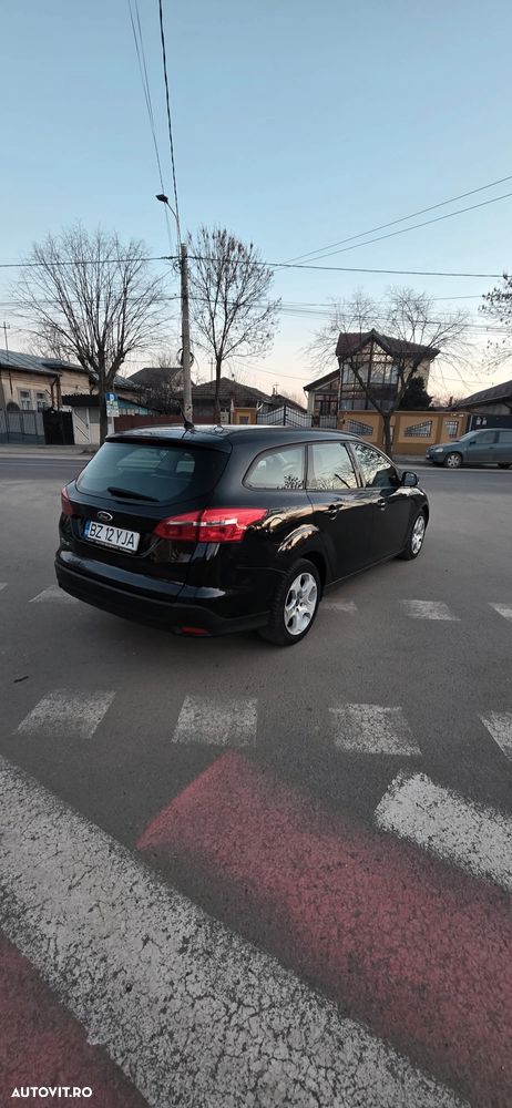 Ford Focus 1.6 TDCI DPF Trend - 6