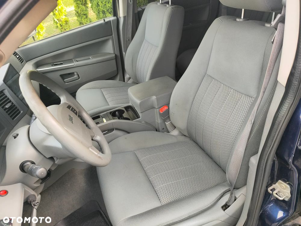 Jeep Grand Cherokee Gr 3.7 V6 - 8