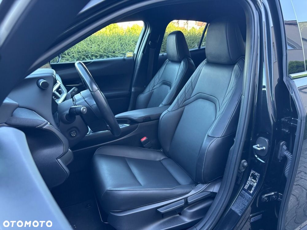 Lexus UX 250h GPF F Sport Design 2WD - 20