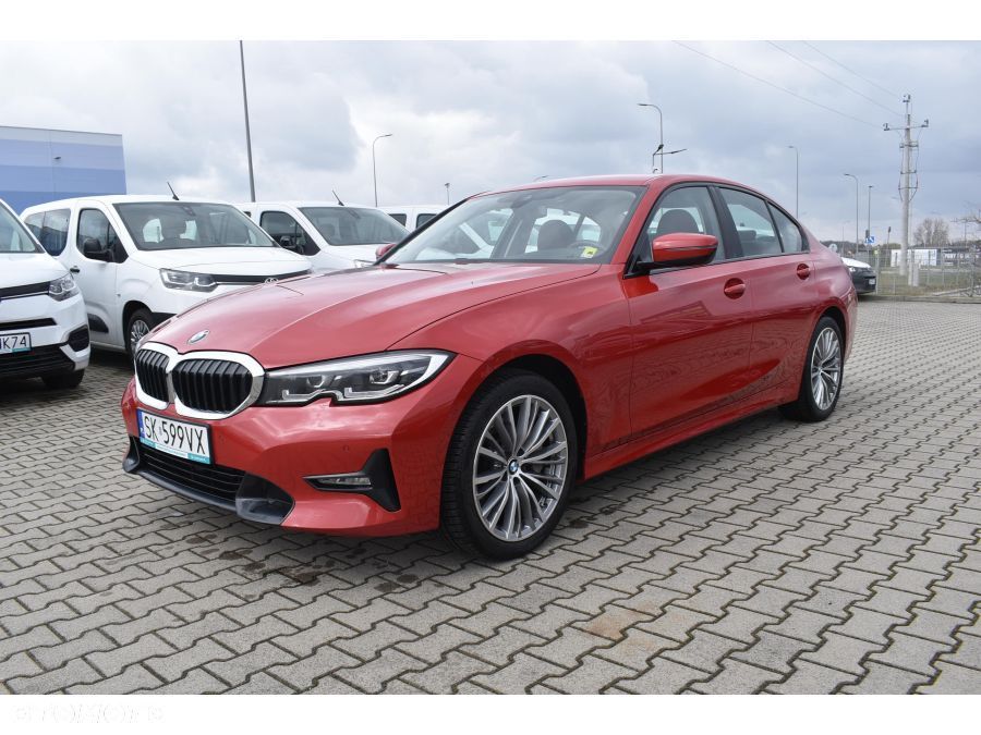 BMW Seria 3 330i xDrive Sport Line - 2