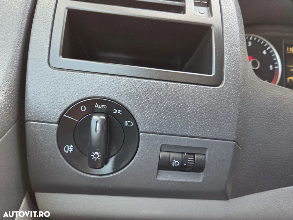 Volkswagen Transporter Caravelle Kurz BMT Trendline - 14