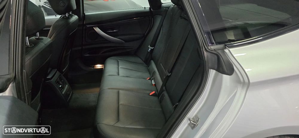 BMW 320 Gran Turismo d Auto Pack M - 53