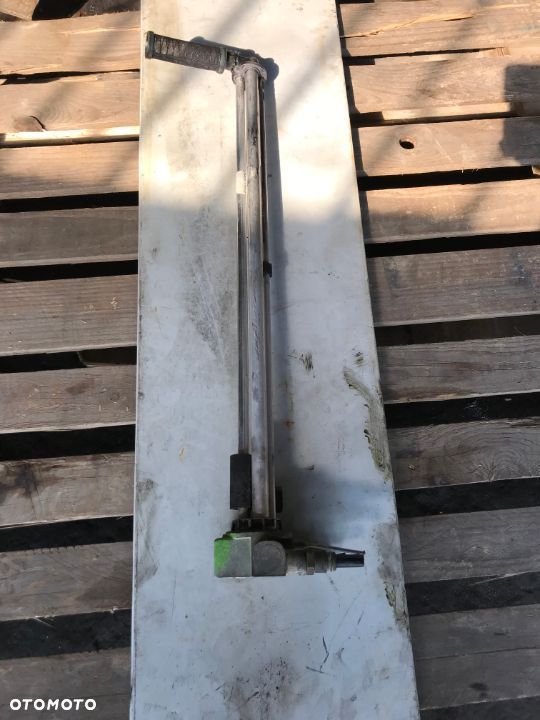 Smok paliwa czujnik Scania R 1846136