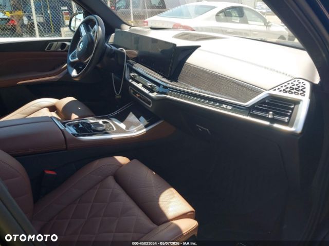 BMW X5 xDrive40i - 8