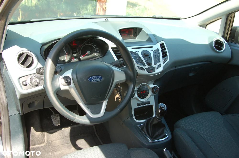 Ford Fiesta 1.4 Sport - 11