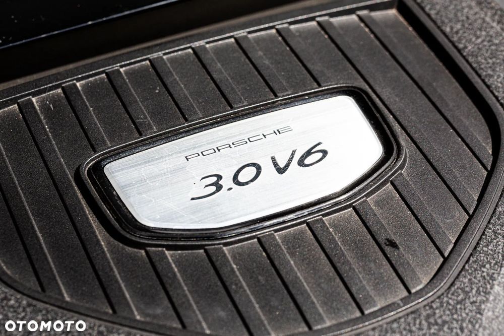 Porsche Panamera 4 Executive - 21