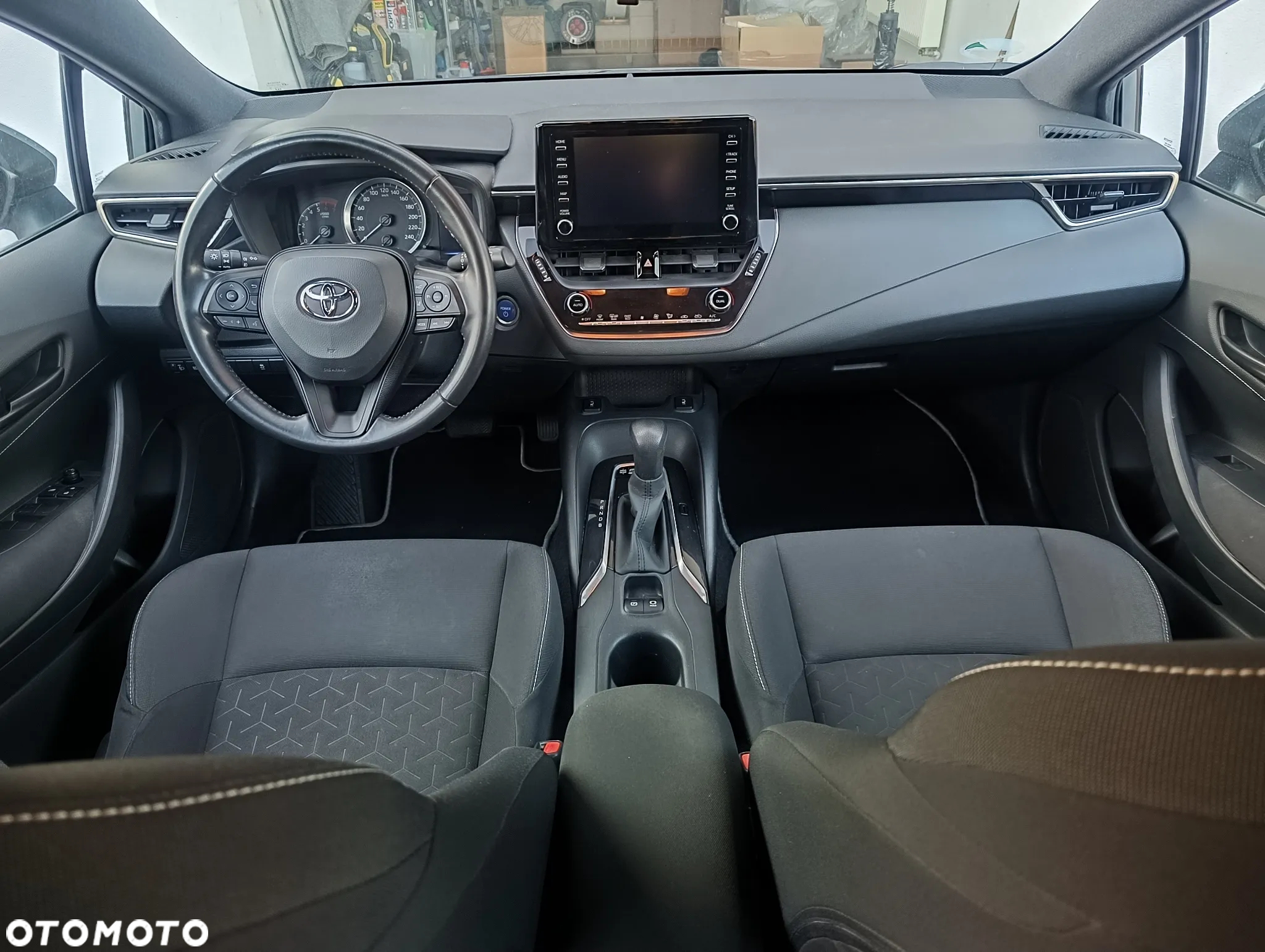 Toyota Corolla - 17