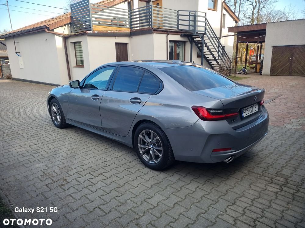 BMW Seria 3 318i - 5