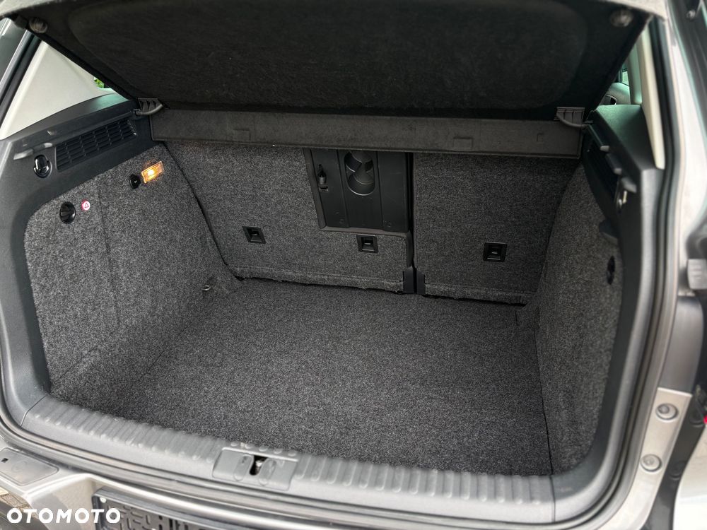 Volkswagen Tiguan 2.0 TDI DPF BlueMotion Technology Lounge Sport & Style - 26