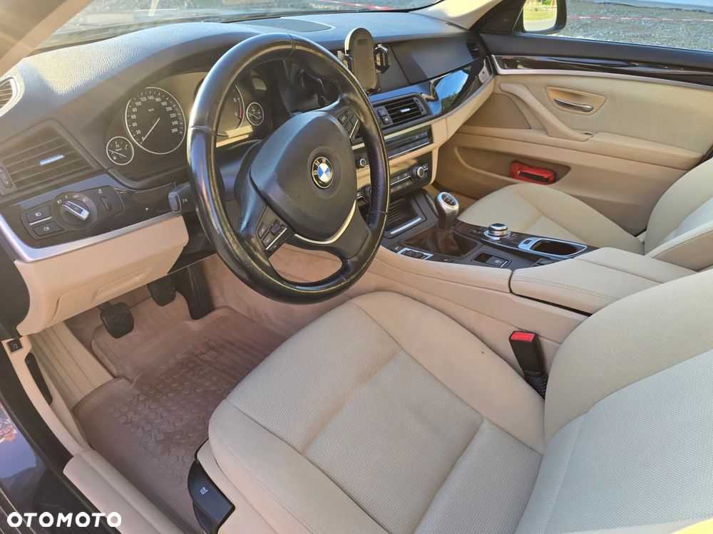 BMW Seria 5 520d - 9