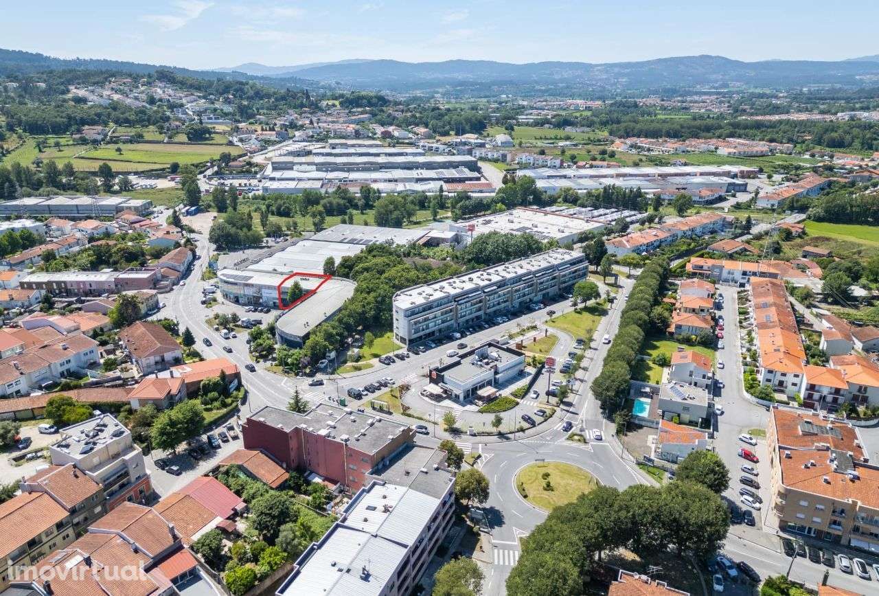 Escritório Premium em Braga – Totalmente Equipado e Mobilado - Grande imagem: 4/23