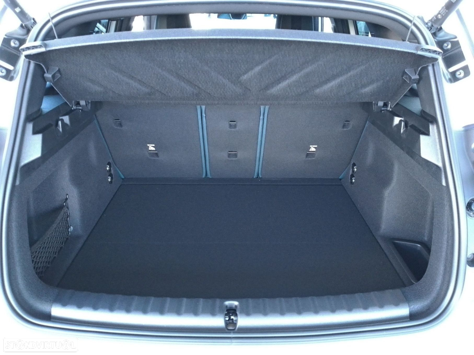 MINI Countryman D Favoured M - 25