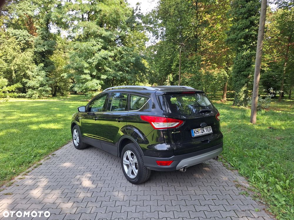 Ford Kuga 2.0 TDCi 4WD Titanium - 4