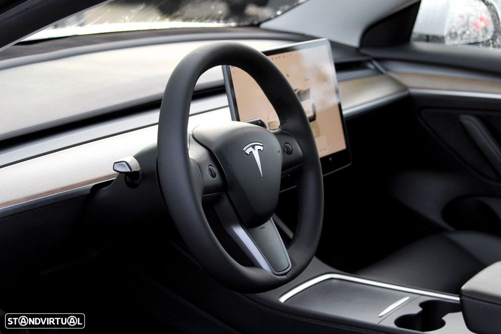 Tesla Model 3 Long Range Tração Traseira - 14
