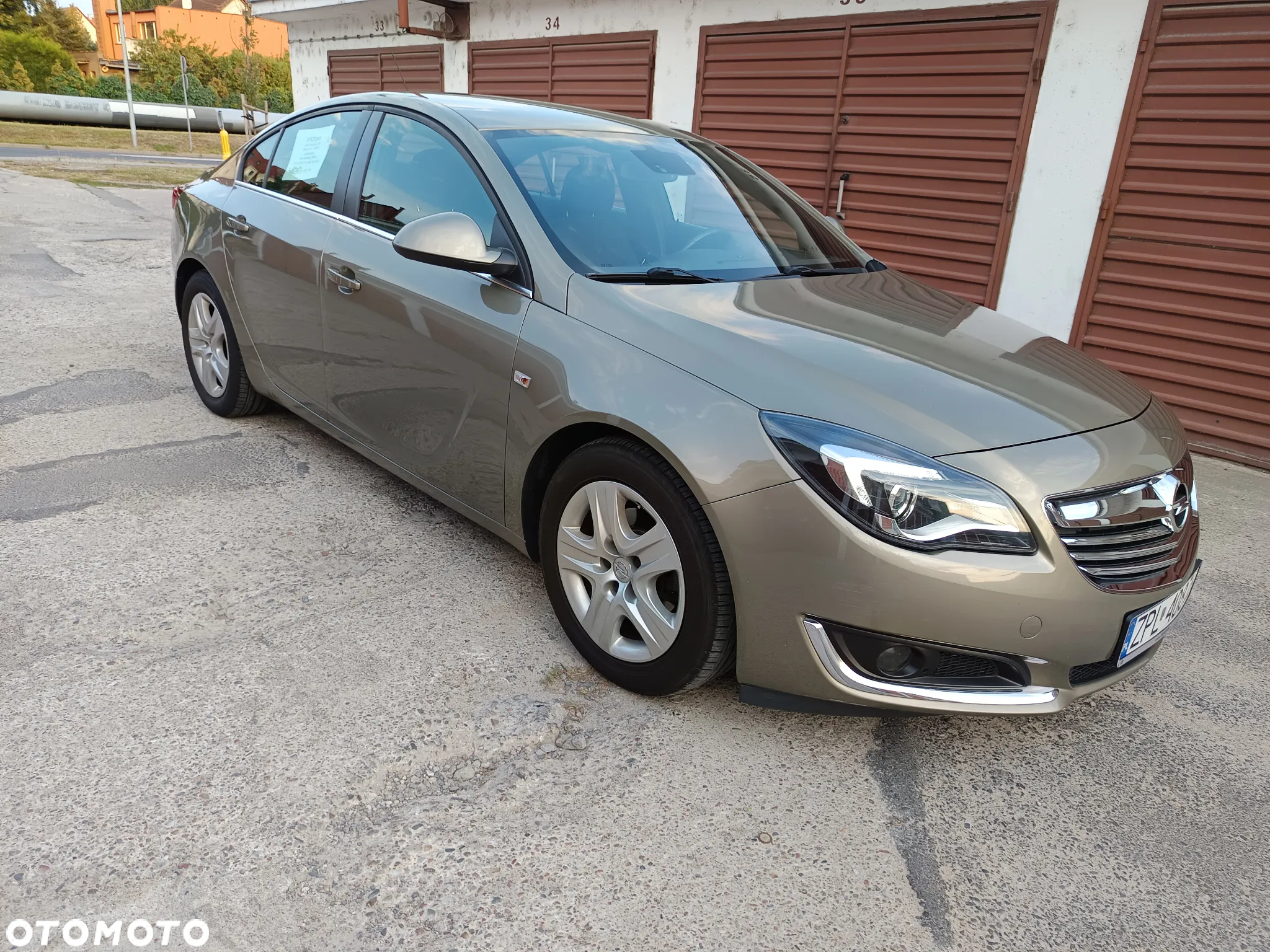 Opel Insignia 2.0 CDTI Cosmo S&S - 9