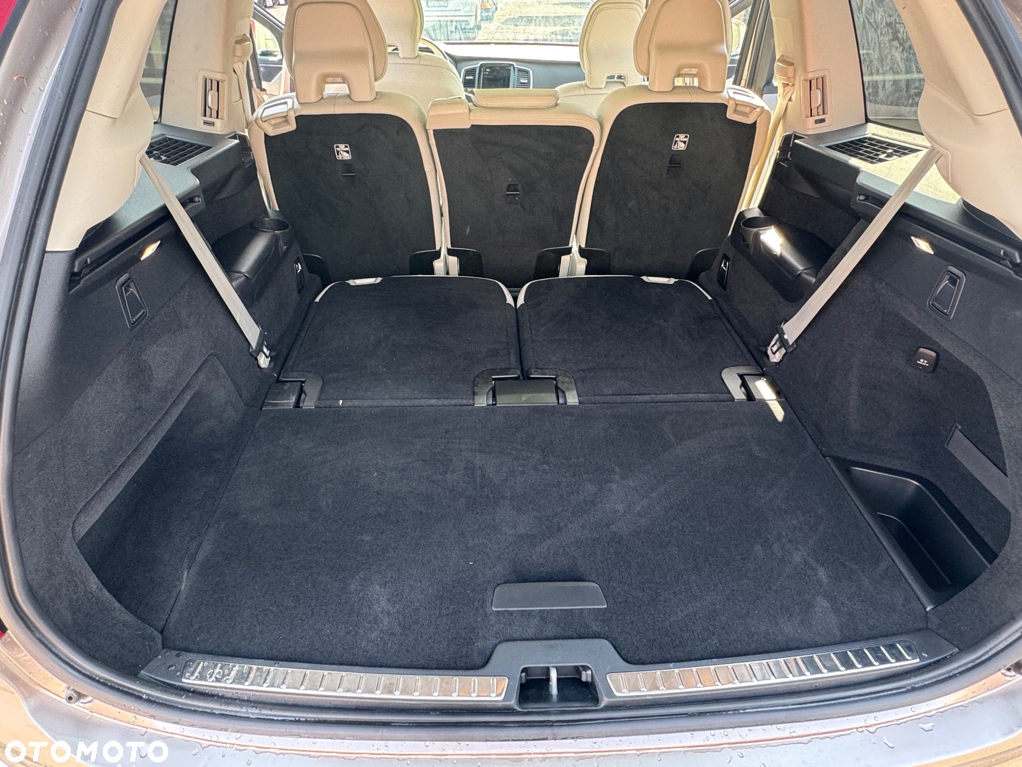 Volvo XC 90 - 22
