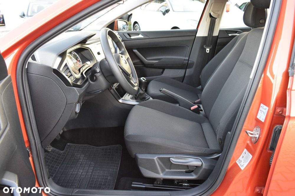 Volkswagen Polo 1.0 Trendline - 26