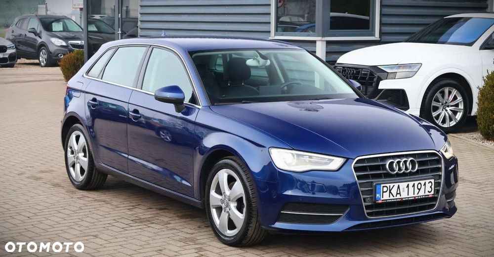 Audi A3 Sportback - 3
