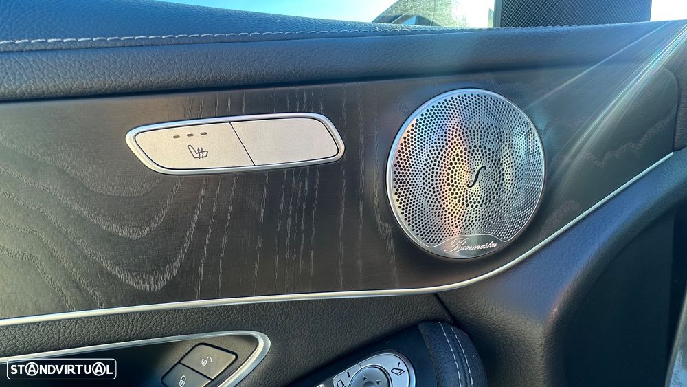 Mercedes-Benz GLC 220 d 4Matic 9G-TRONIC AMG Line - 24