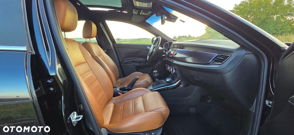 Alfa Romeo Giulietta 1.4 TB 16V Turismo - 6