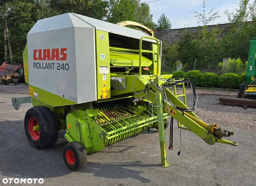 Claas Rollant 240 - 2