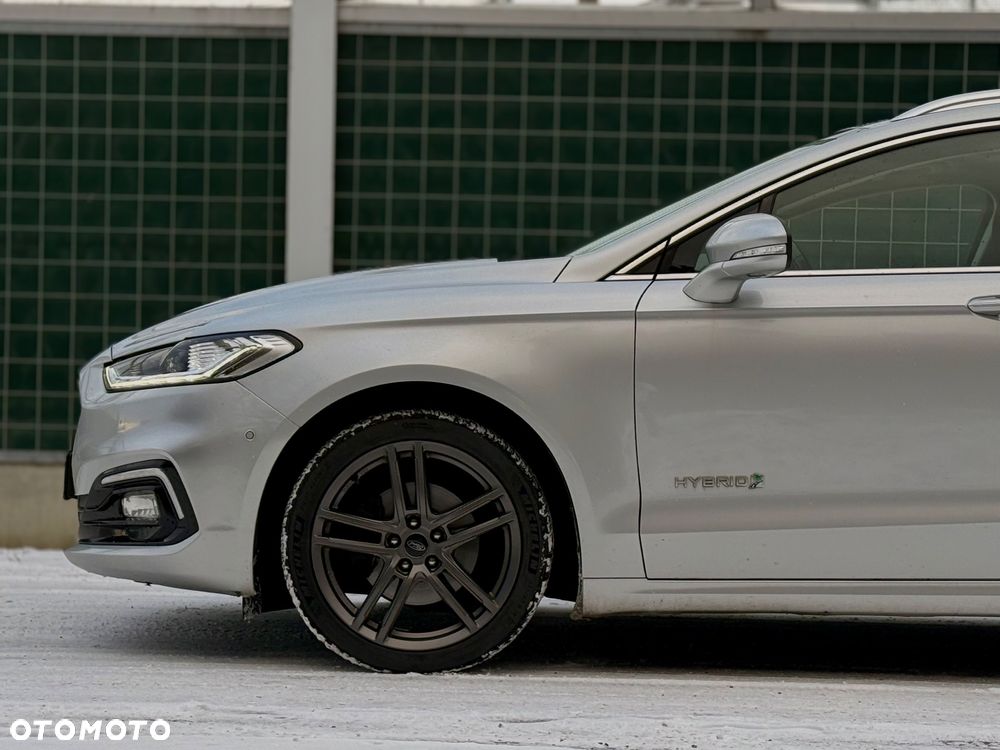 Ford Mondeo - 12