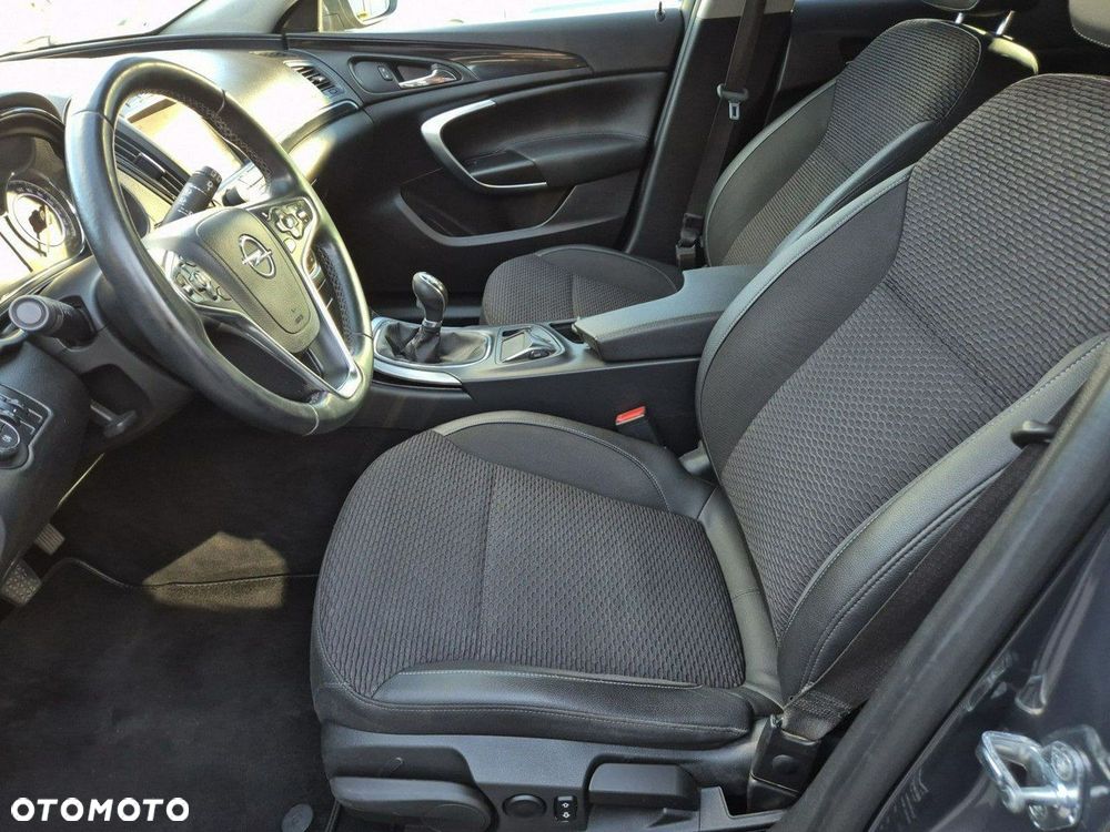 Opel Insignia - 14