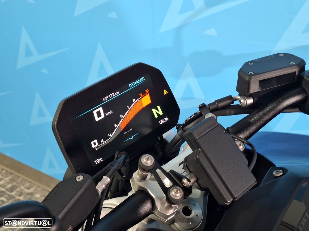 BMW R 1300 R - 10