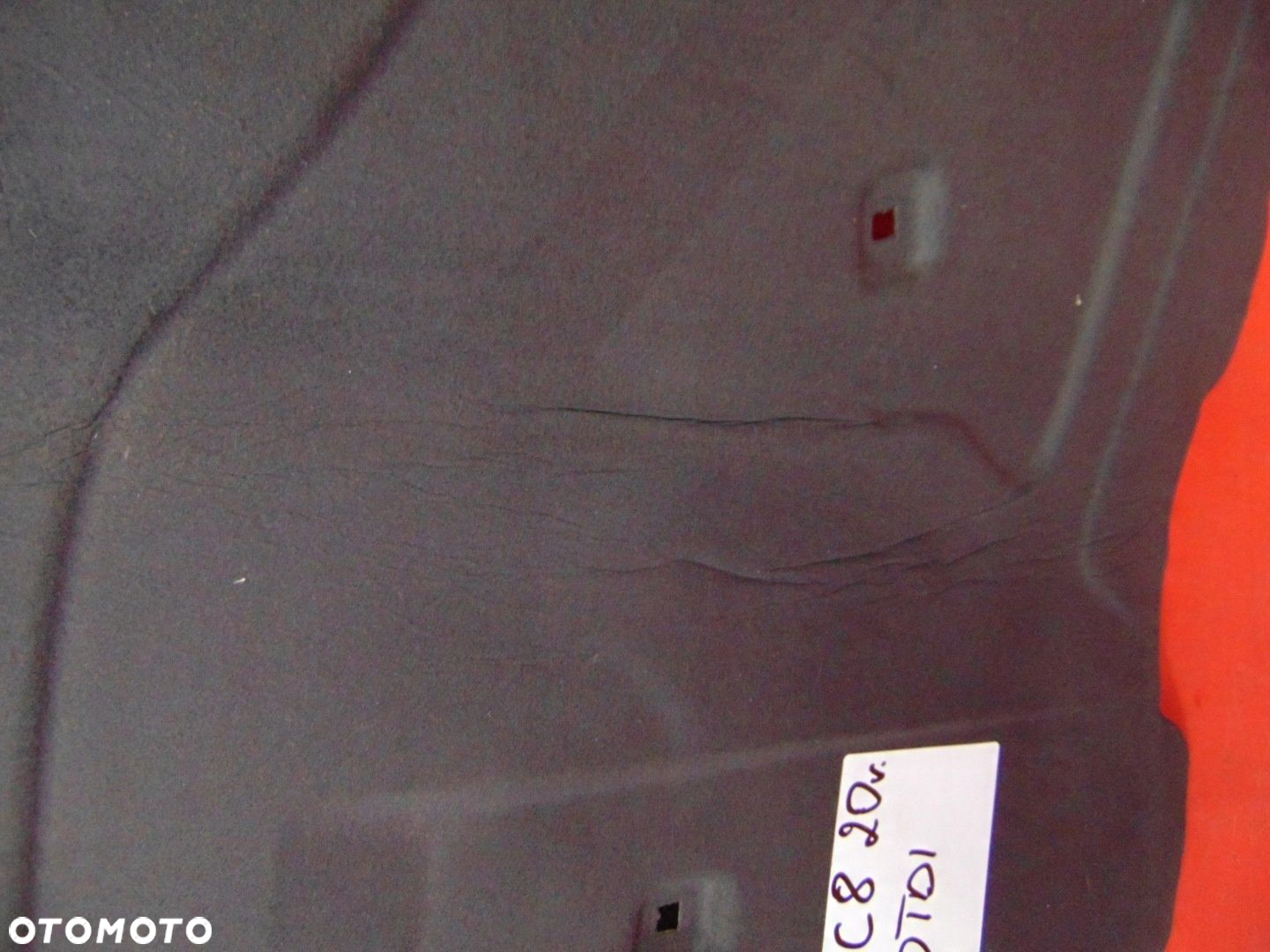 AUDI A6 C8 WYGŁUSZENIE PODBITKA MASKI - 5