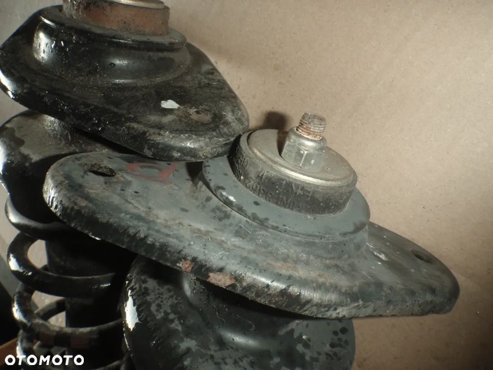 amortyzator amor zawieszenie uchwyt blacha sprężyna poduszka tylne zawieszenie tył jak nowe  mini cooper S r50 r51 r52 r53 r56 r57 jak nowe oryginał - 5