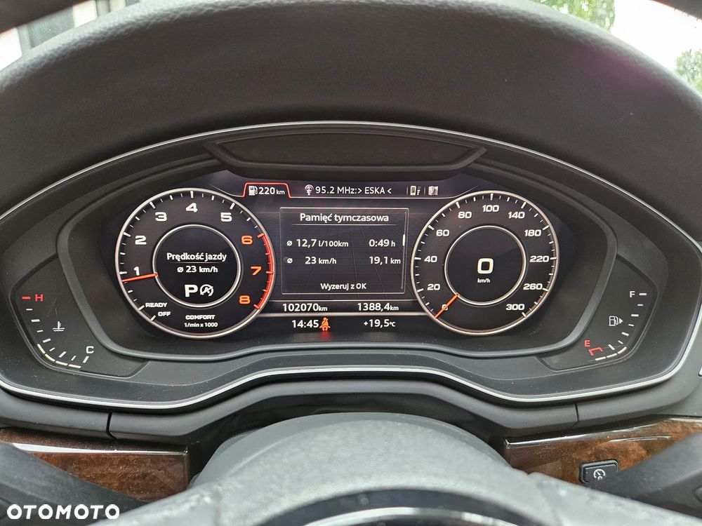 Audi A4 Limousine 2.0 TFSI ultra S tronic design - 31