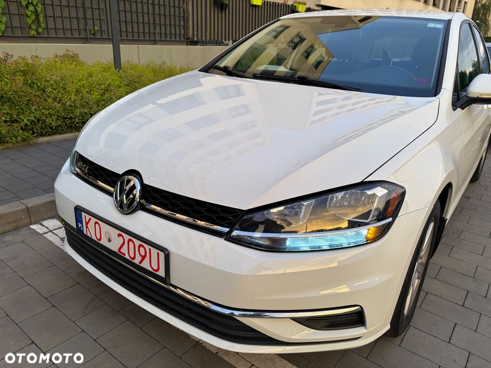 Volkswagen Golf - 3