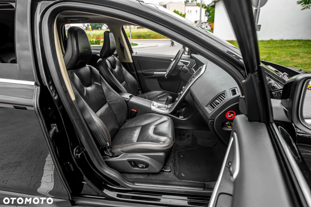 Volvo XC 60 - 32