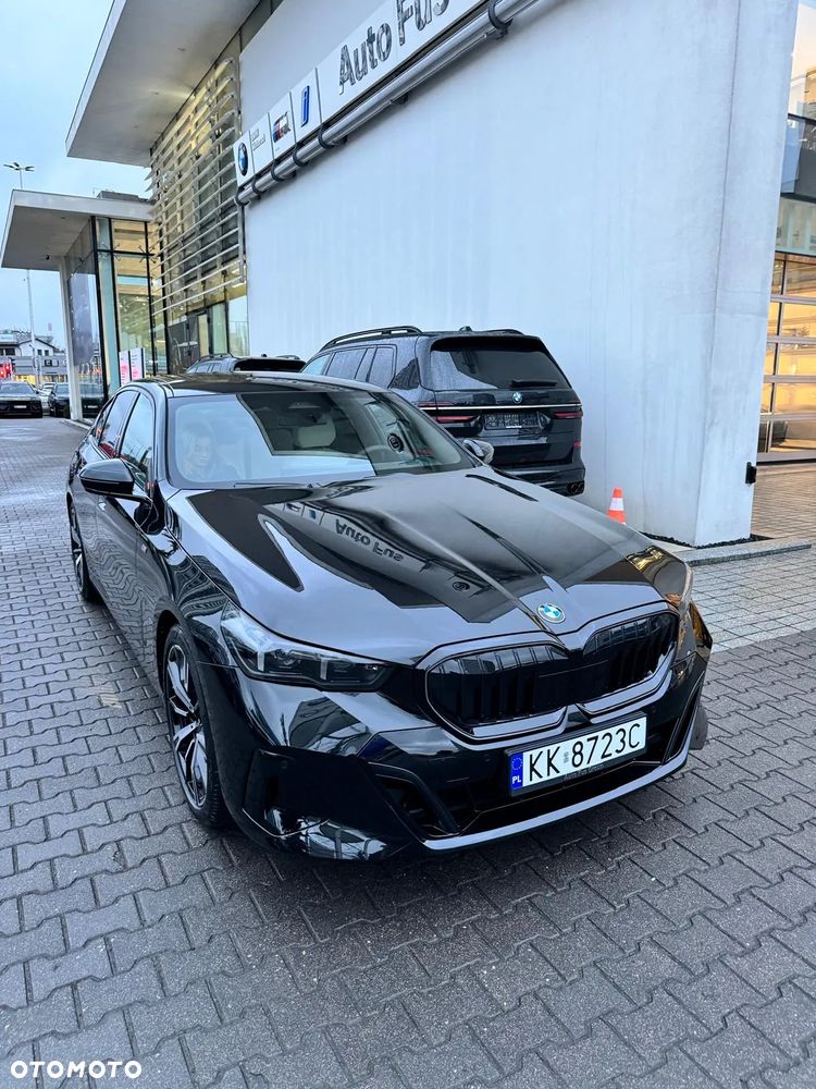 BMW Seria 5 520d xDrive mHEV M Sport - 1