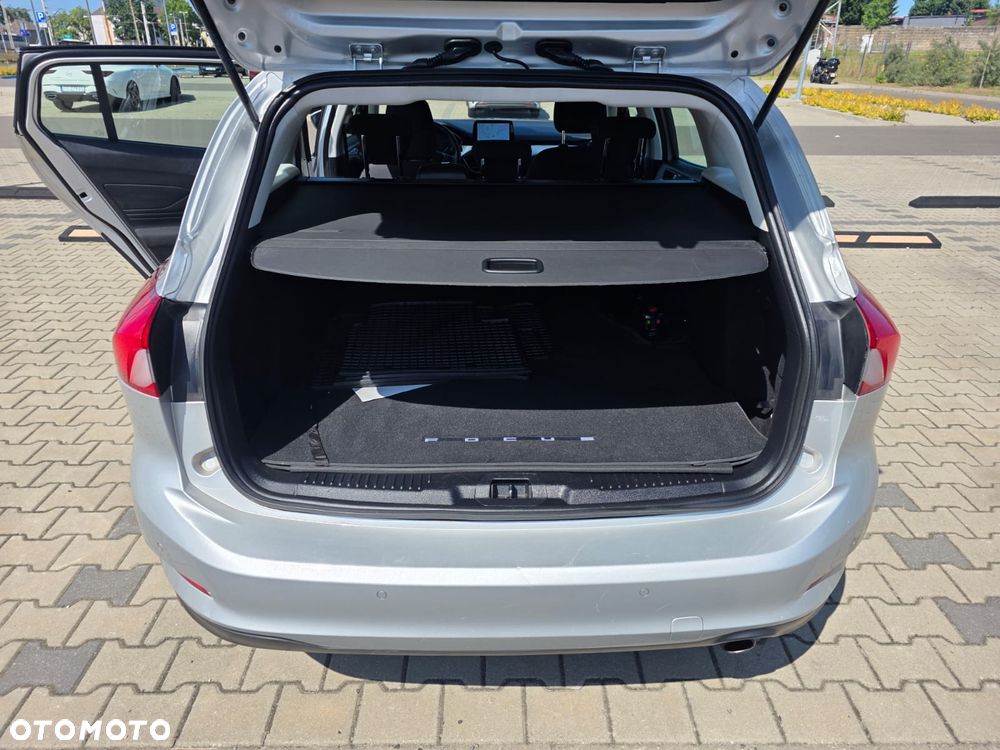 Ford Focus 1.5 EcoBlue SCR Titanium - 26