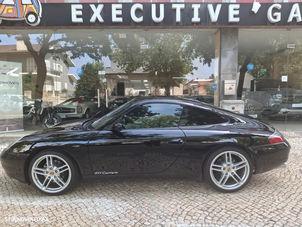 Porsche 911 (996) Carrera Coupé - 2
