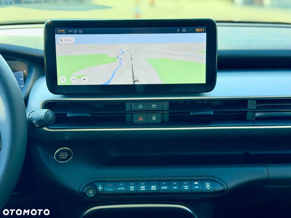 Jeep Avenger 1.2 T3 mHEV Summit FWD eDCT6 - 11