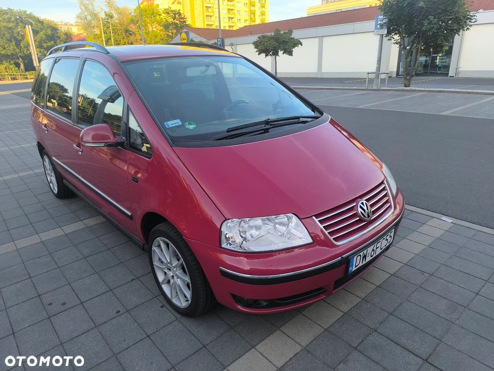 Volkswagen Sharan 1.8T Highline Tiptr - 1