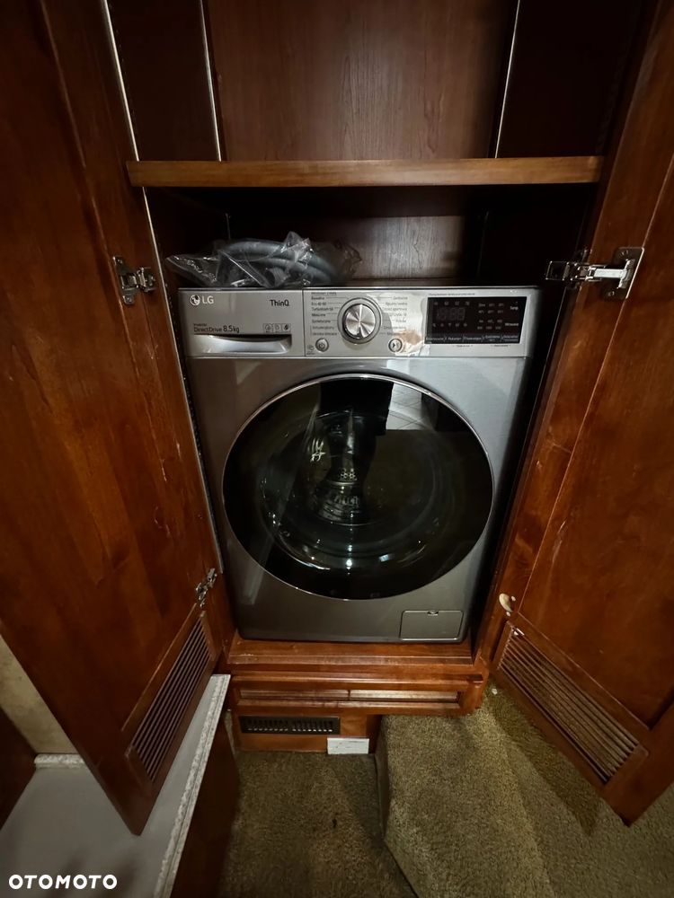 Inny Holiday Rambler Neptune 40 PBT - 16