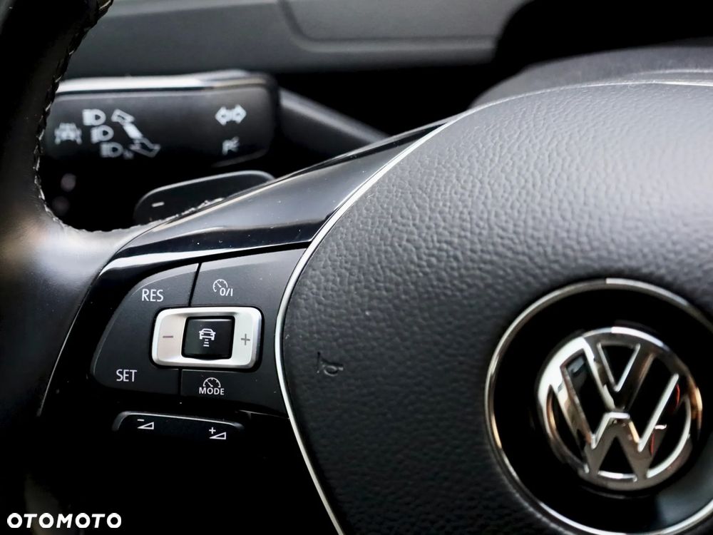 Volkswagen Arteon 1.5 TSI ACT Evo Essence DSG - 23