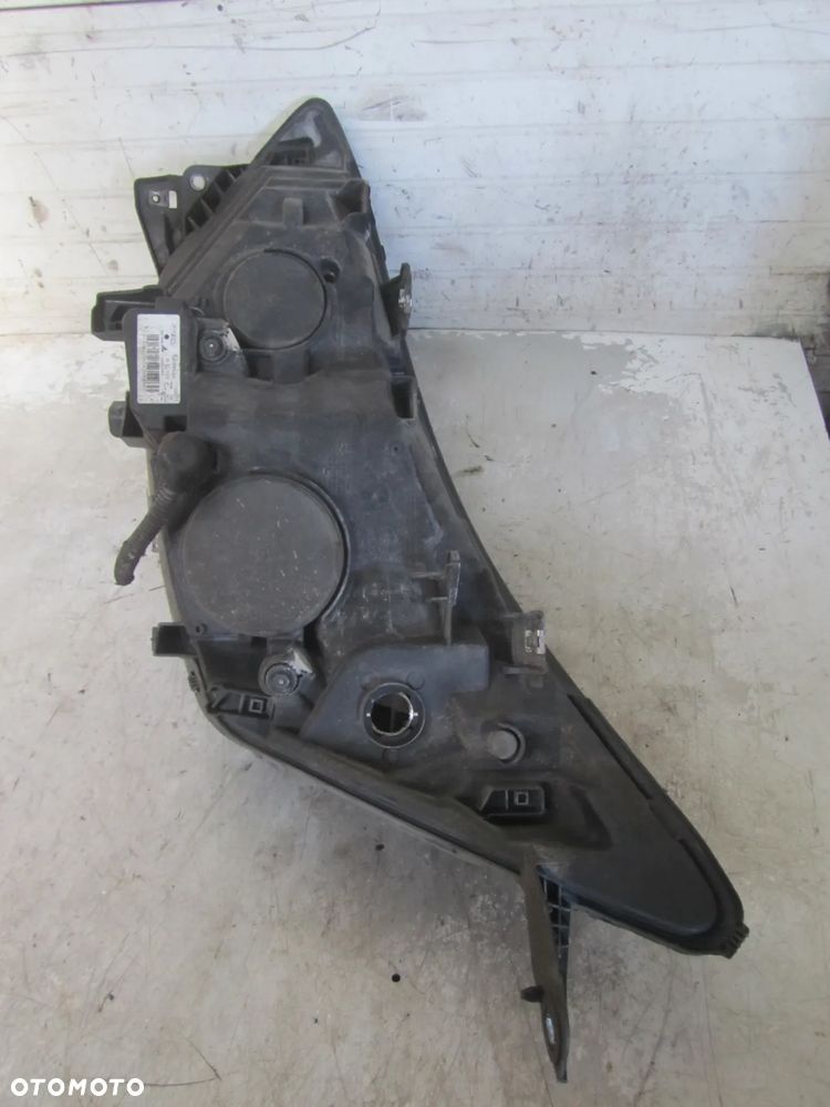 Iveco Daily reflektor prawy przód UK - 4