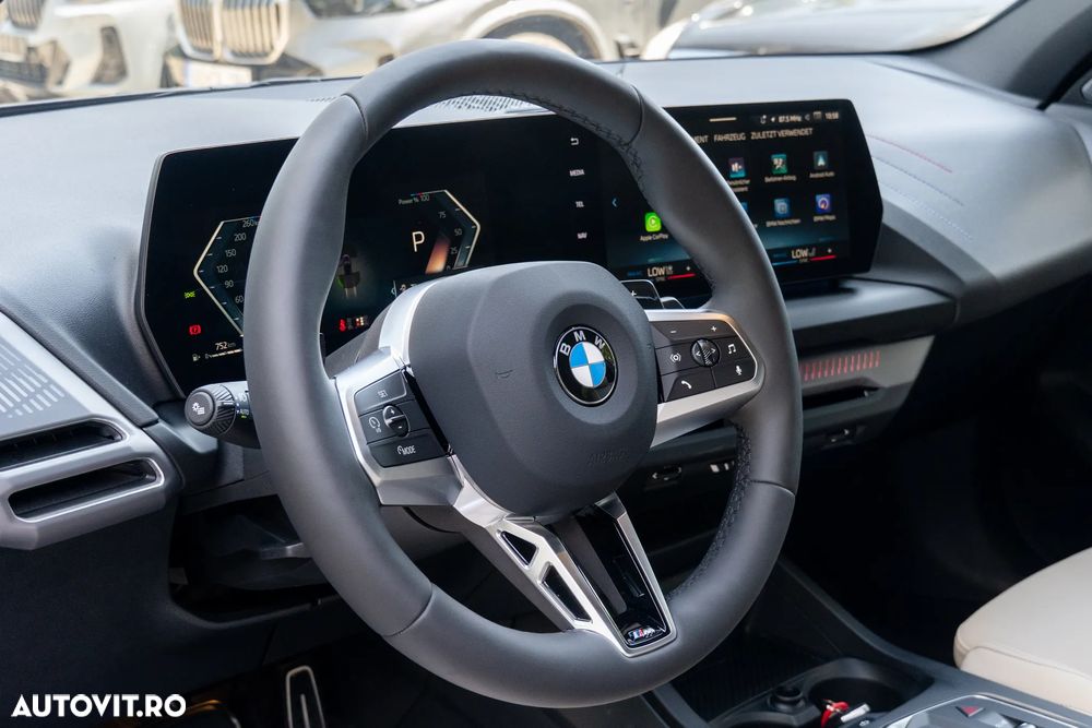 BMW Seria 1 120 AT MHEV - 12
