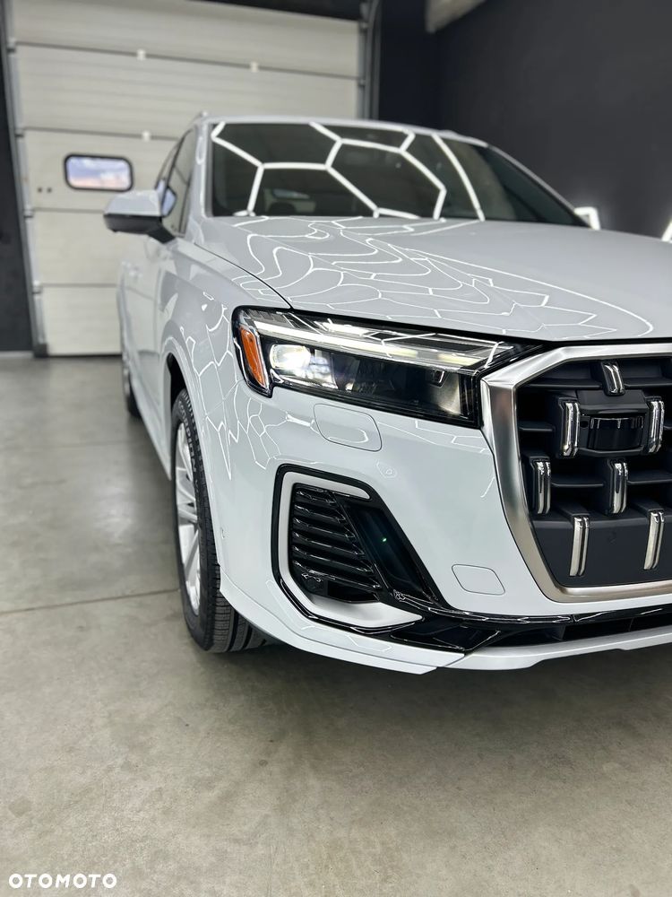 Audi Q7 - 4
