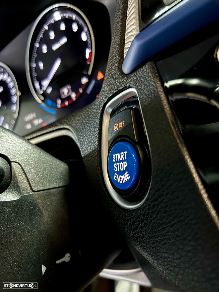 BMW 220 i Aut. M Sport - 12