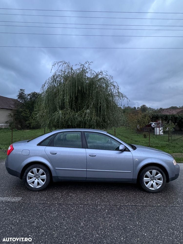 Audi A4 1.6 - 4
